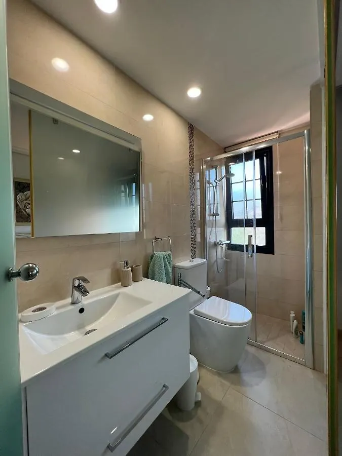 Cosy Three Bedroom Bungalow In Costa Adeje Spanien